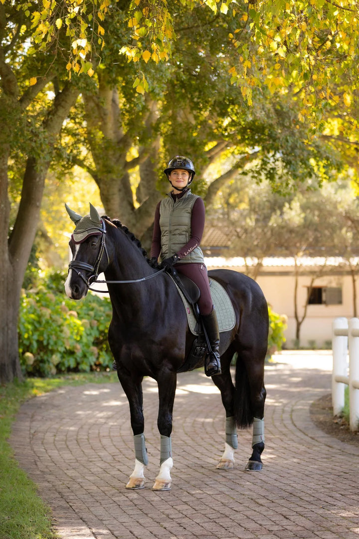 LeMieux Classique Suede Square dressurunderlag