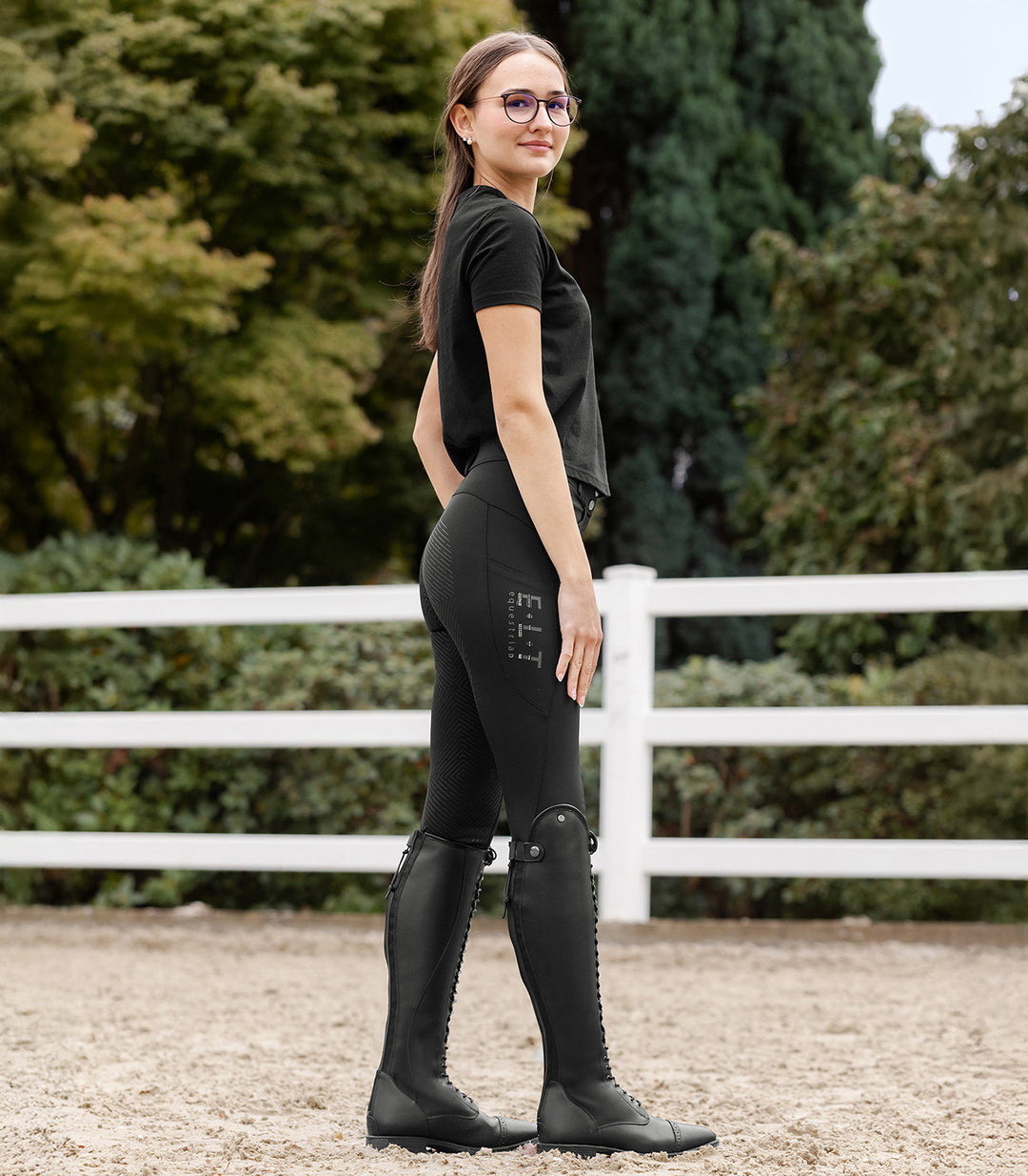 ELT Teen Anna T-shirt