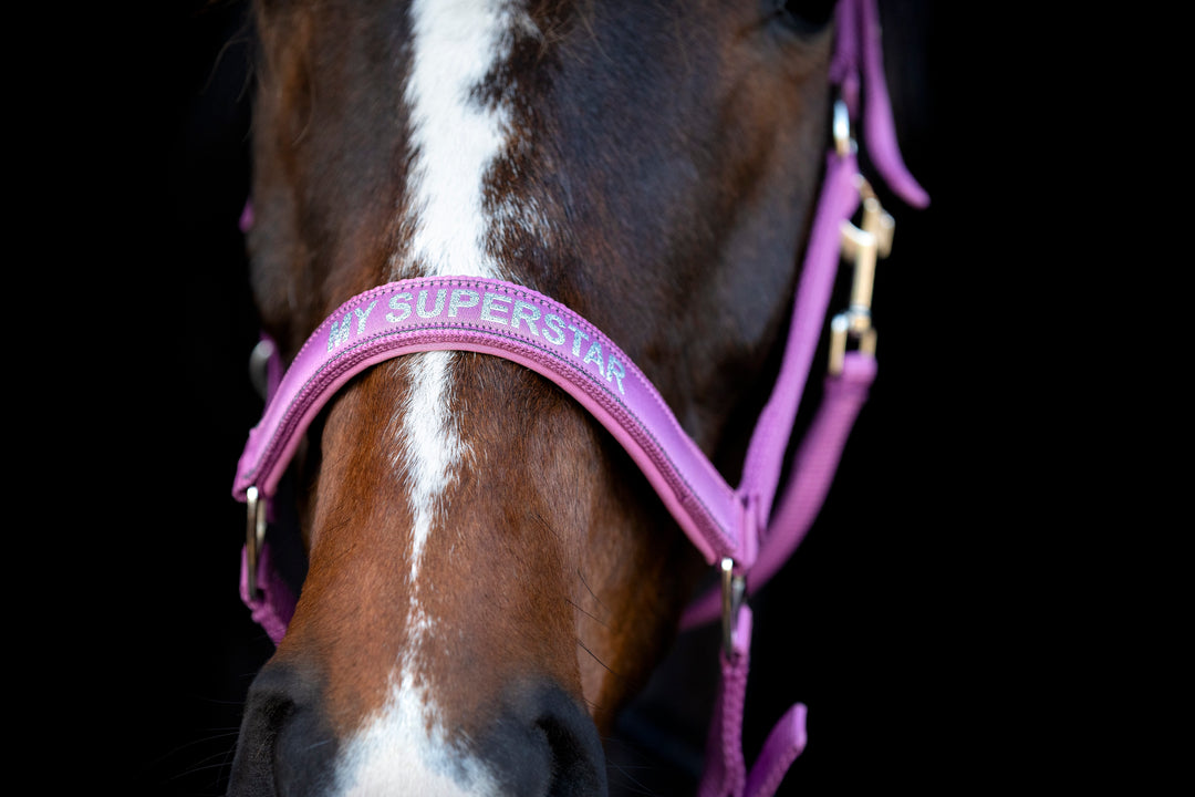 HorseGuard Malva grime med tekst