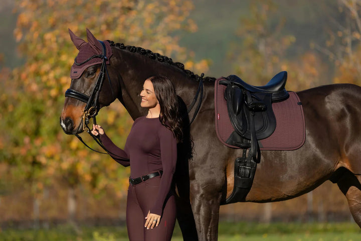 LeMieux Essence Dressage Square underlag
