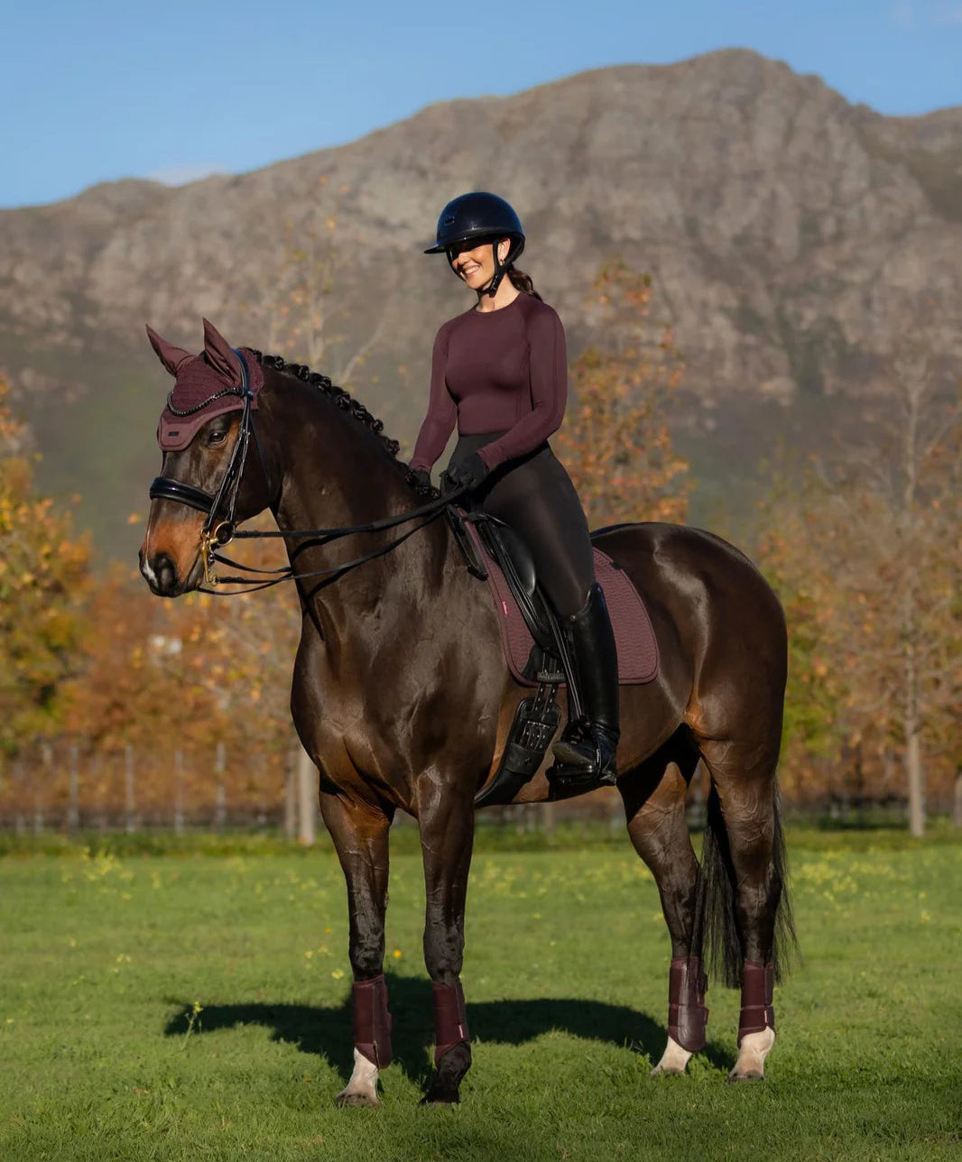 LeMieux Essence Dressage Square underlag