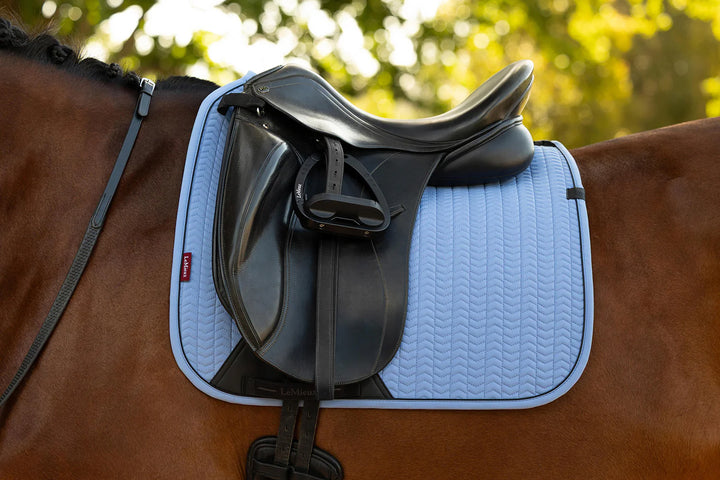 LeMieux Essence Dressage Square underlag