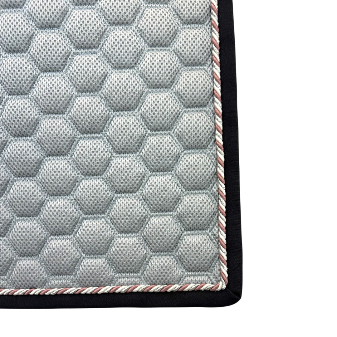 Equityum Bee Mesh dressurunderlag