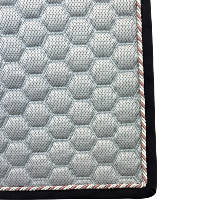 Equityum Bee Mesh dressurunderlag