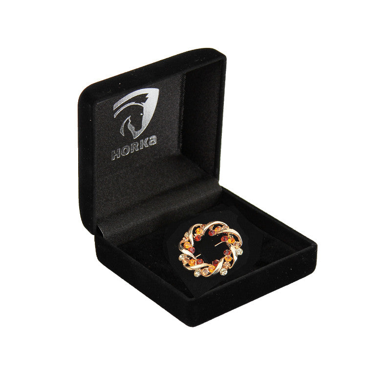 Horka Crown broche