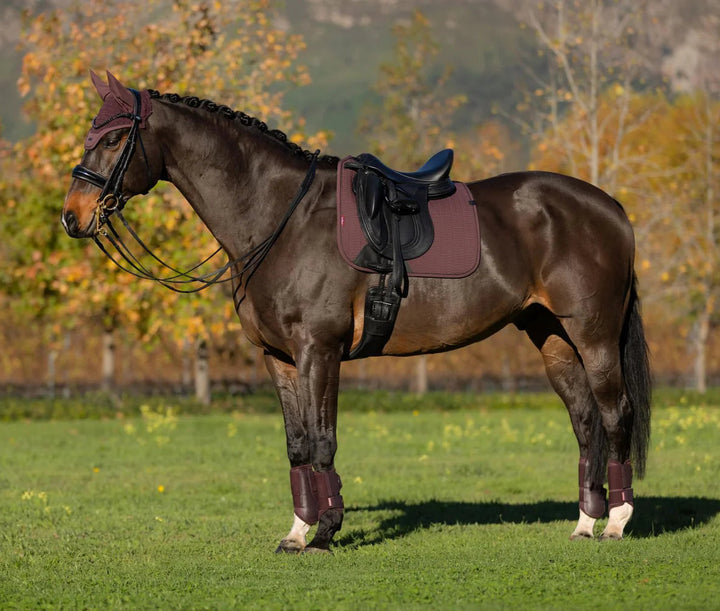 LeMieux Essence Dressage Square underlag