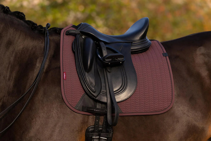 LeMieux Essence Dressage Square underlag