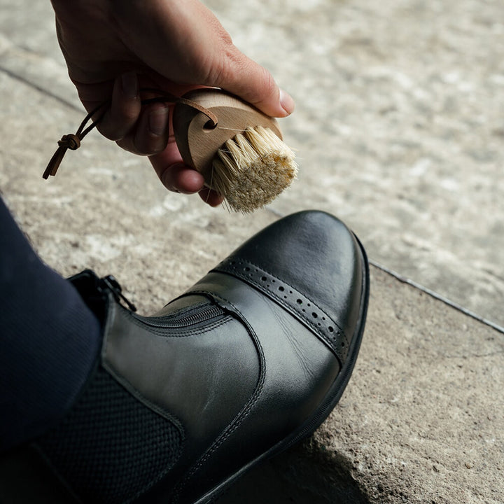 Borstiq Farm Mini skobørste