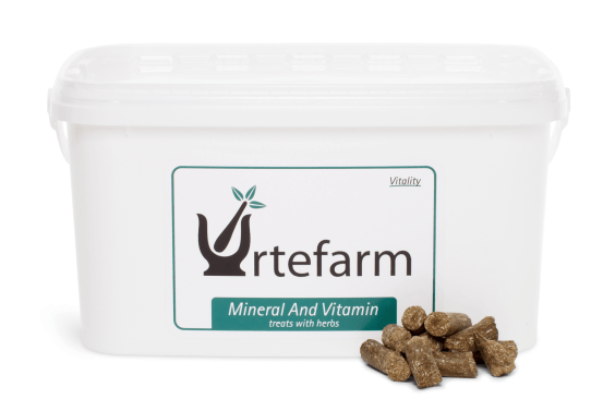 Urtefarm vitaminer/mineraler treats med urter